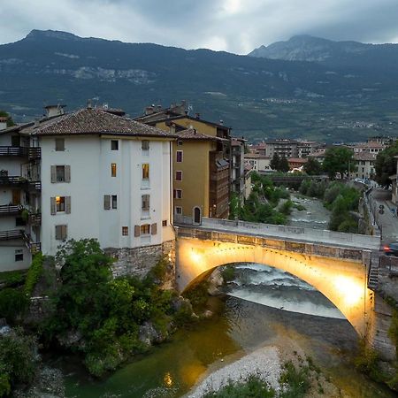 Appartamento Borgo San Tomaso, Tra Storia E Natura โรเวเรโต ภายนอก รูปภาพ