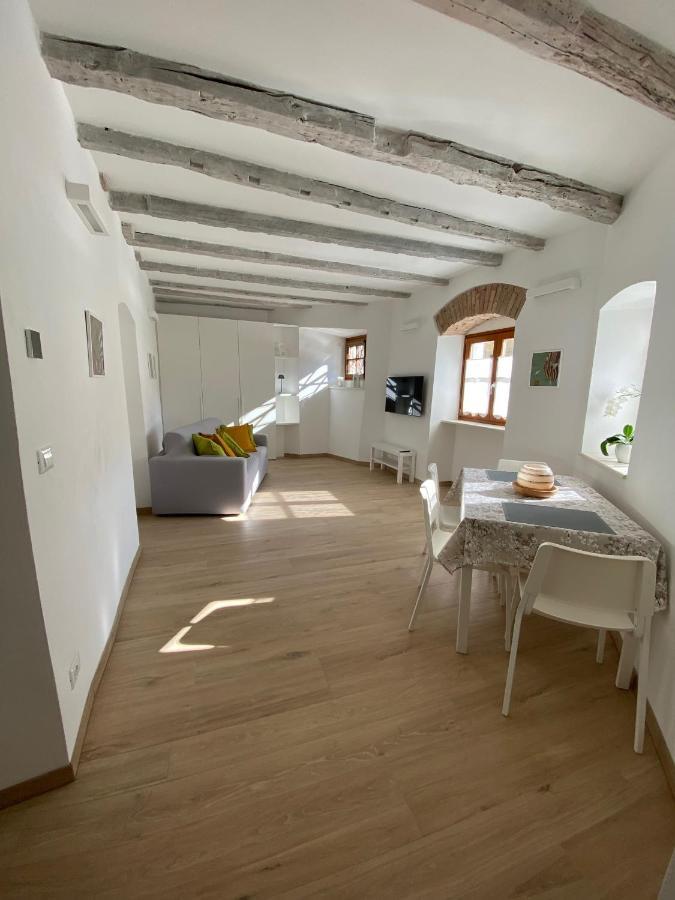 Appartamento Borgo San Tomaso, Tra Storia E Natura โรเวเรโต ภายนอก รูปภาพ