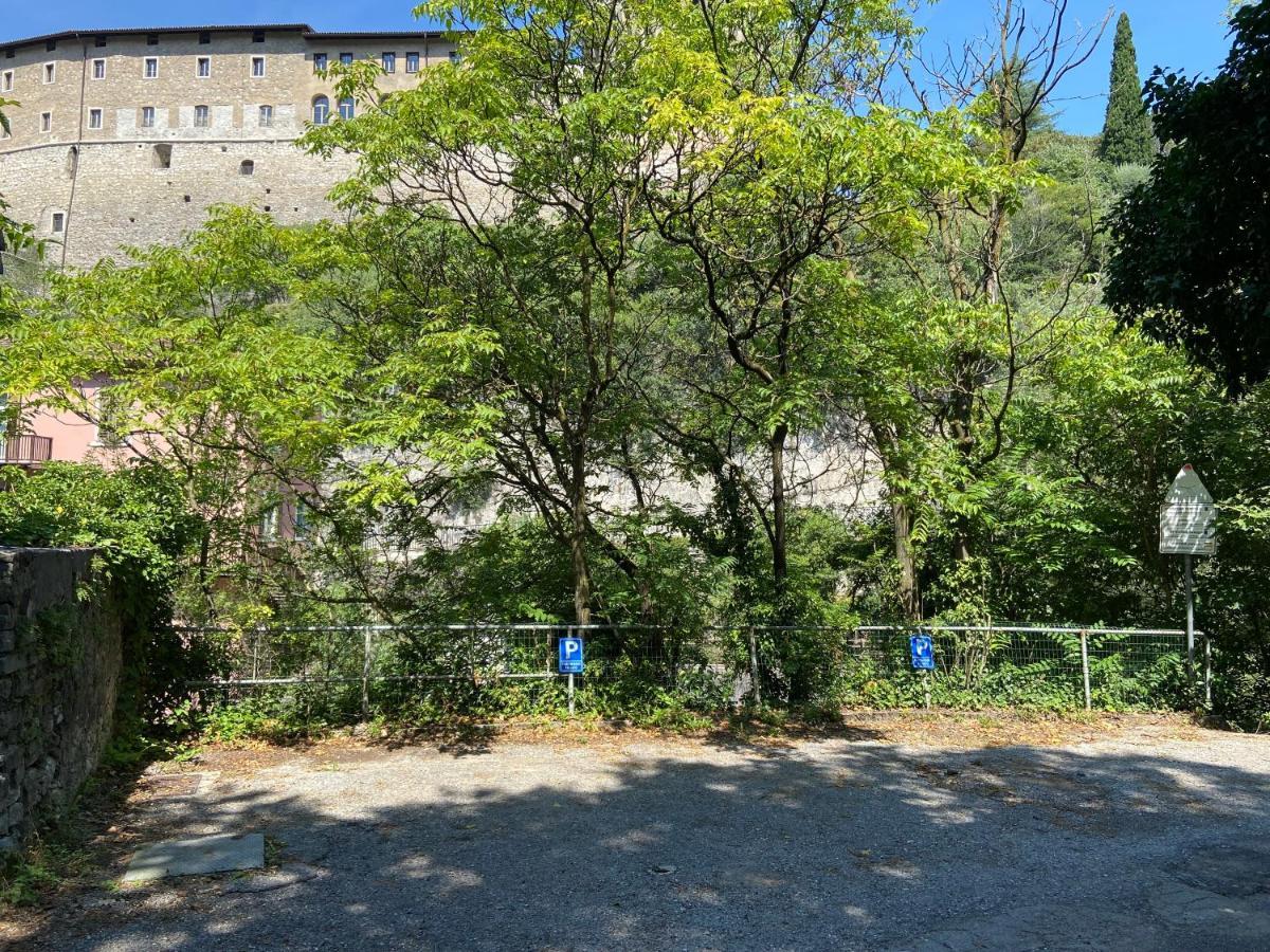 Appartamento Borgo San Tomaso, Tra Storia E Natura โรเวเรโต ภายนอก รูปภาพ